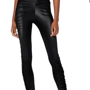Alo yoga shiny scrunched leggings